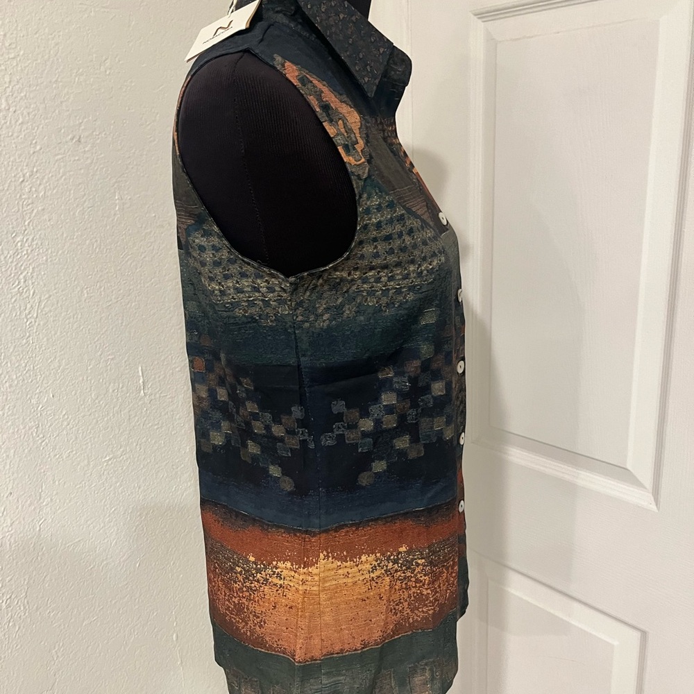 NoraCora southwest sleeveless collared top - Picture 3 of 5